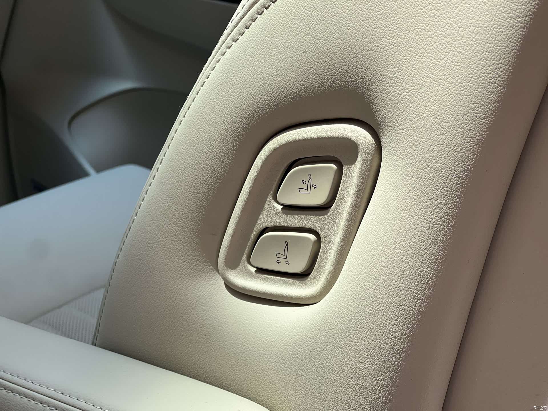 Buick GL8, 2021 13