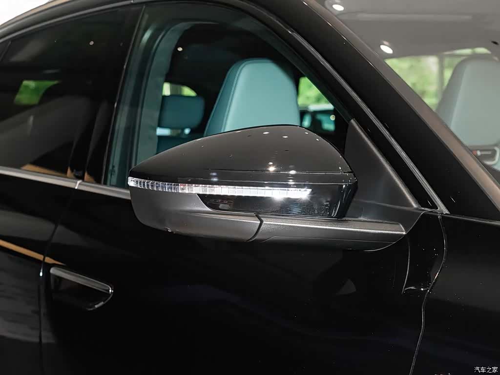 Audi e-tron, 2026 13