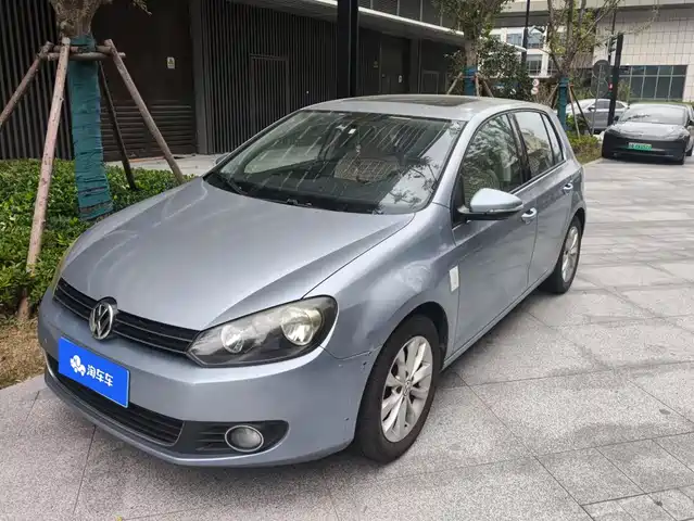 Volkswagen Golf 2012 — купить из Китая под заказ