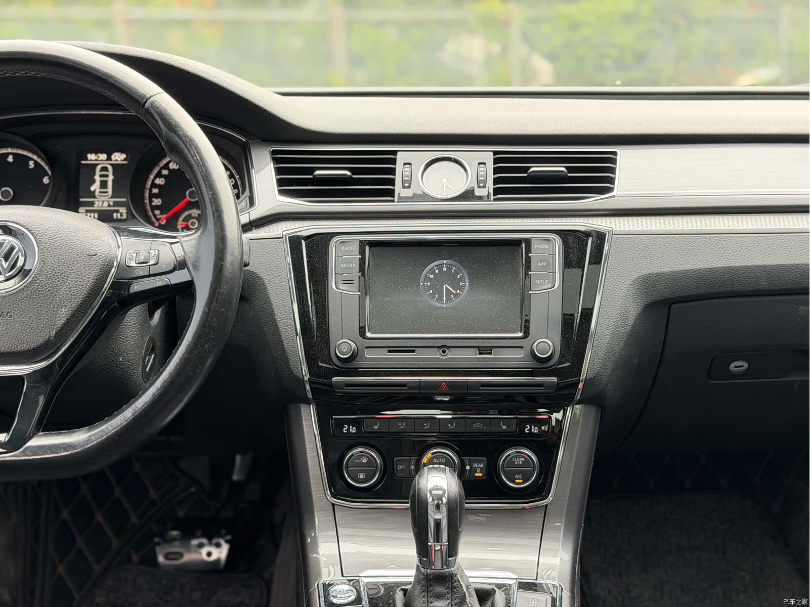 Volkswagen Passat, 2018 13