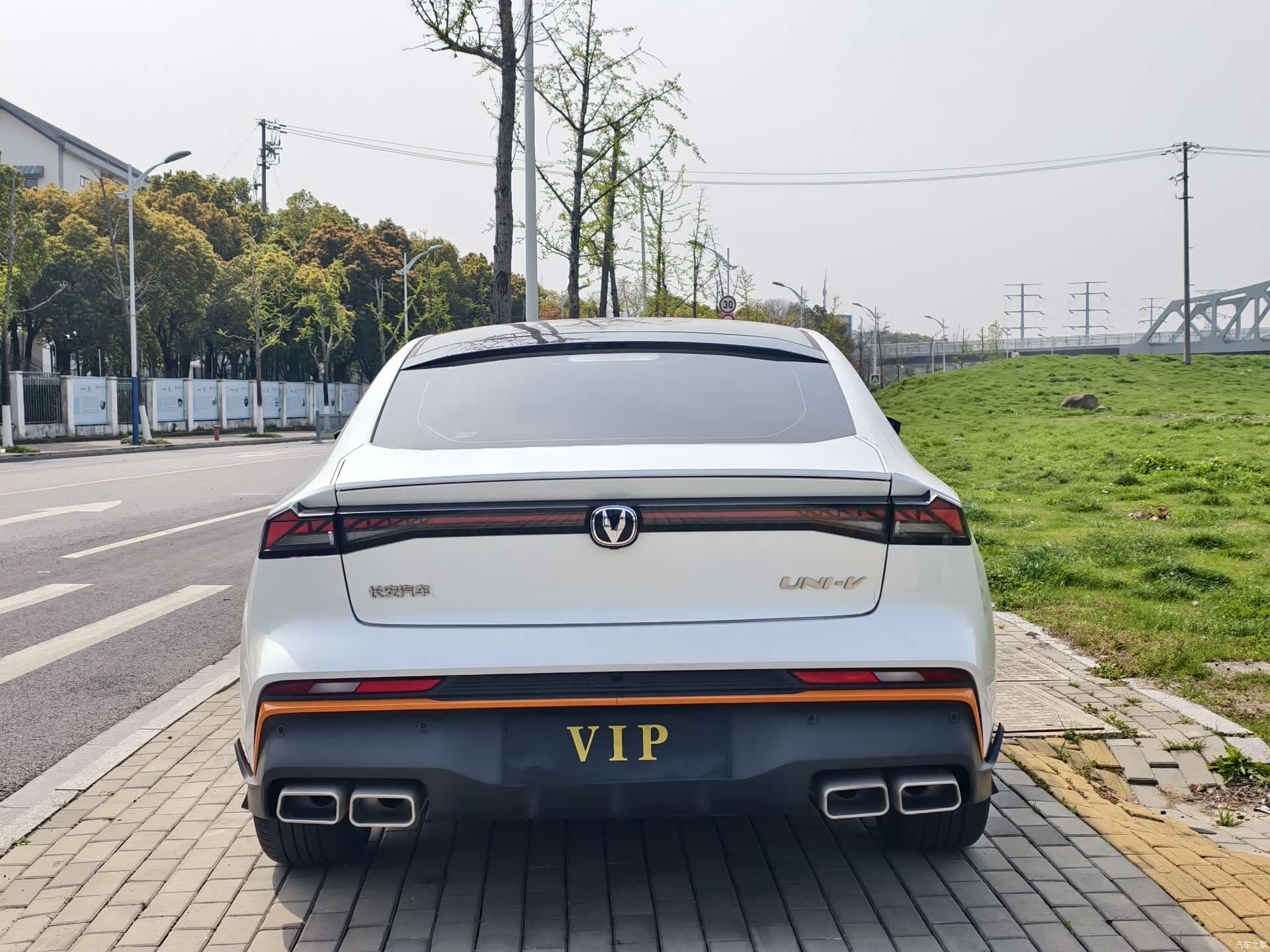 Changan UNI-V, 2024 6