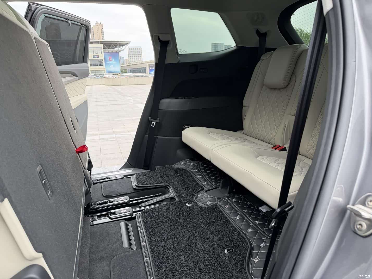 Audi Q6, 2022 12