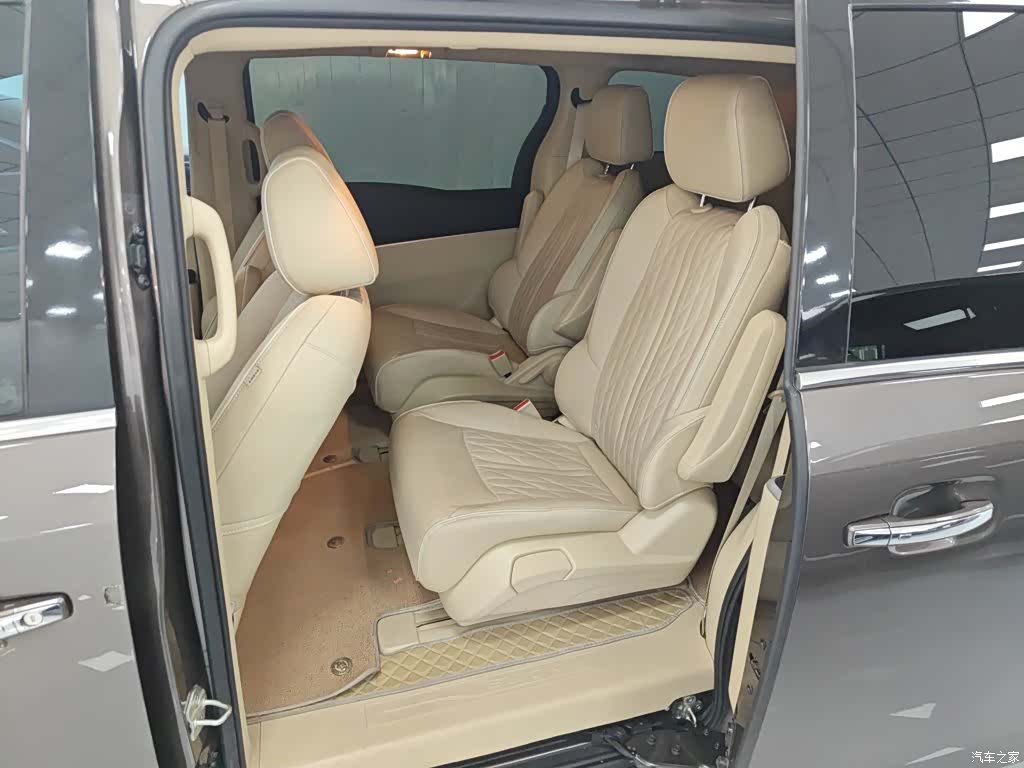 Buick GL8, 2023 13