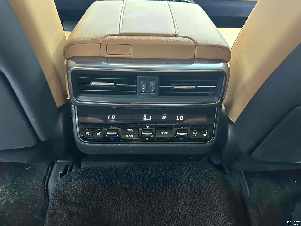 Lexus LX, 2024 11