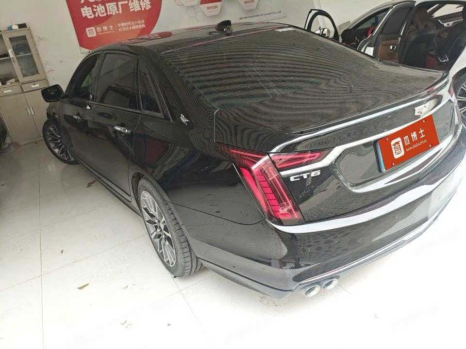 Cadillac CT6, 2023 3