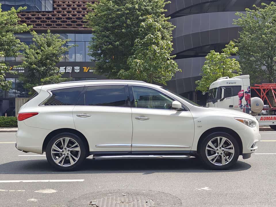 Infiniti QX60