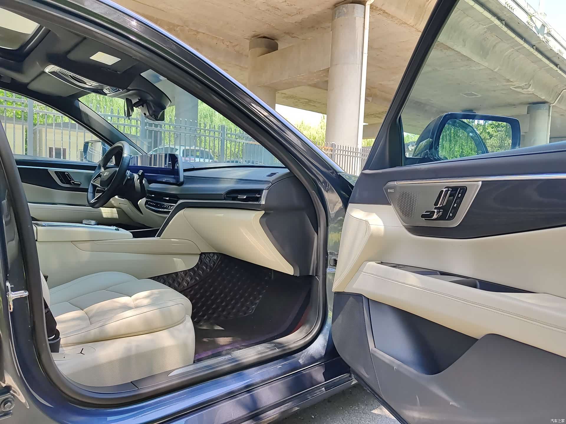 Cadillac CT6, 2023 19
