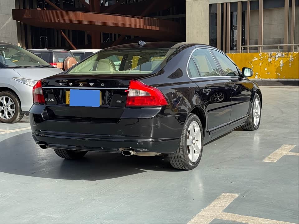 Volvo S80L