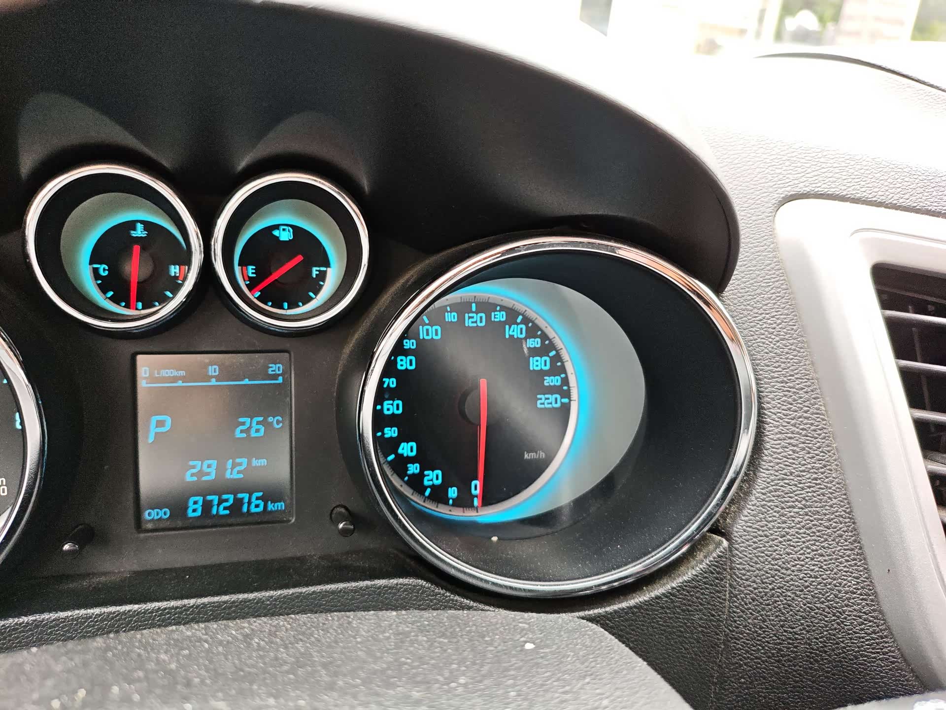 Changan CS35, 2015 16