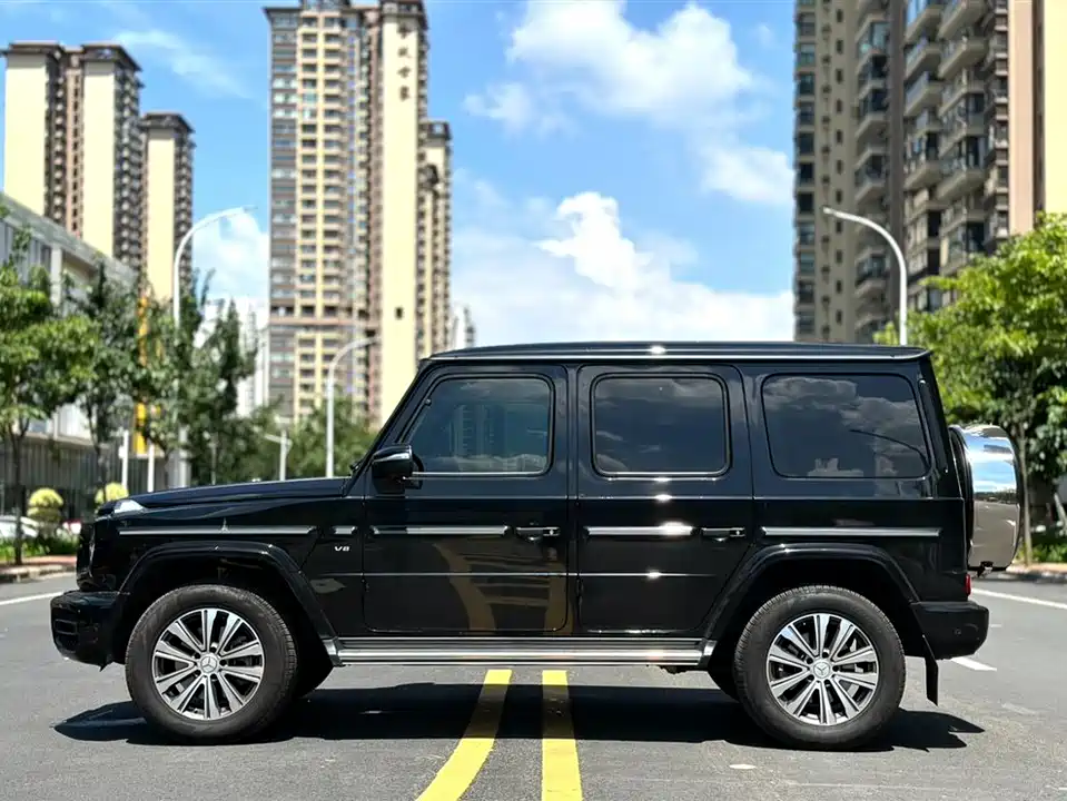 Mercedes-Benz G-class