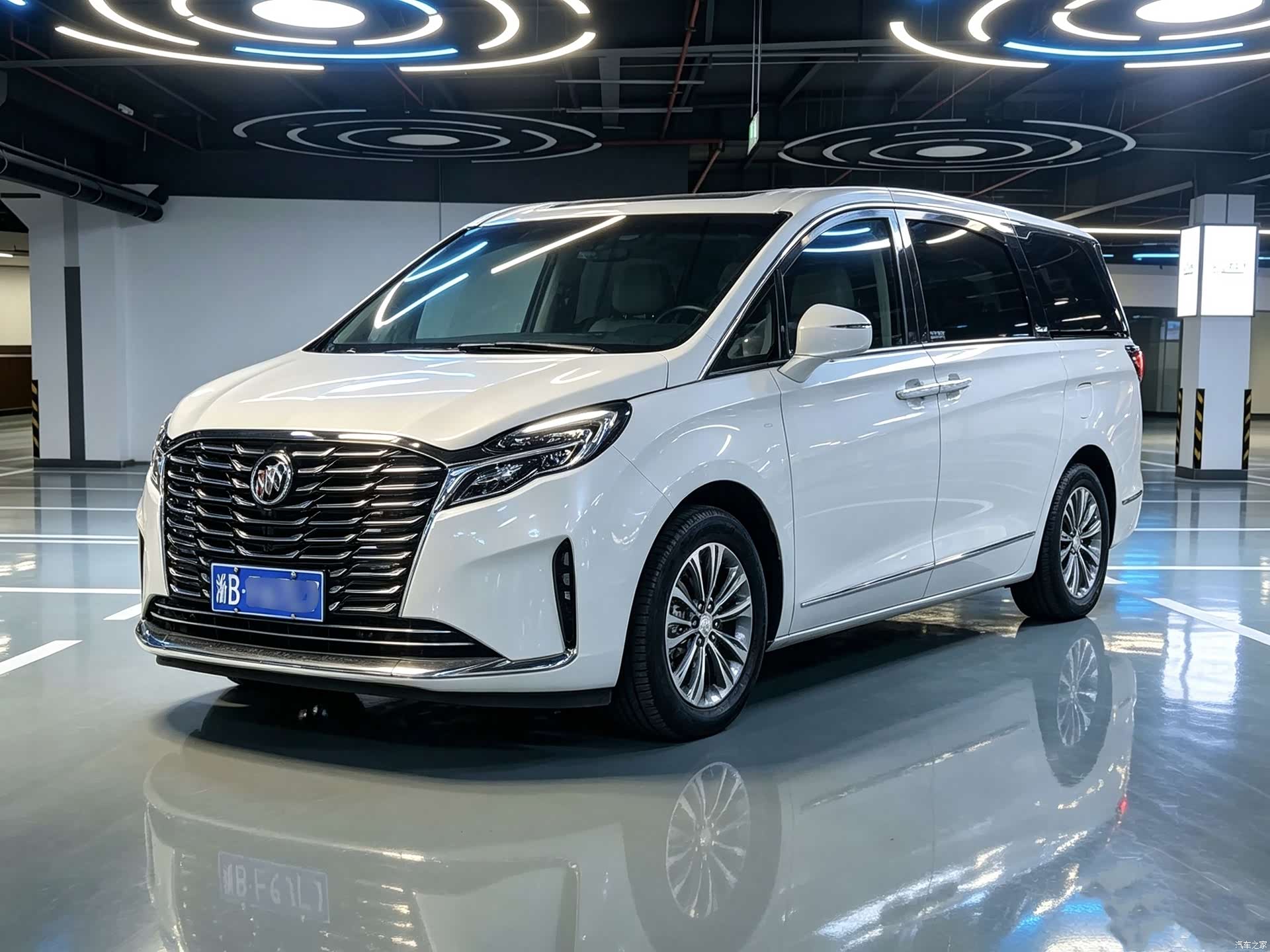 Buick GL8, 2020 1
