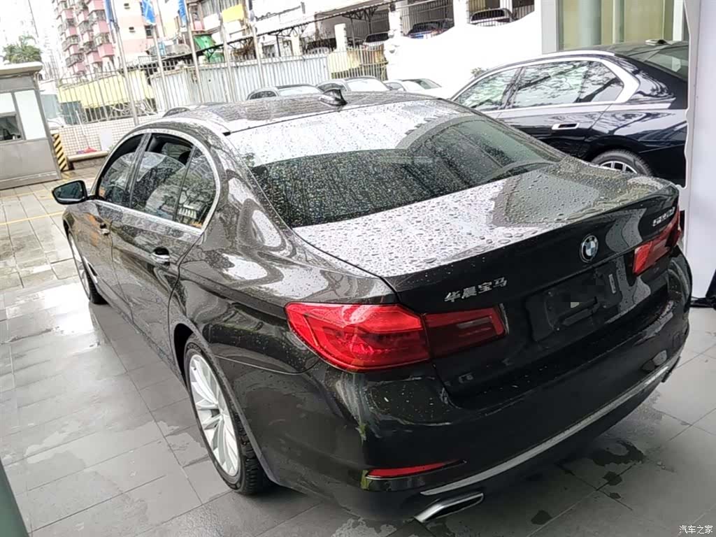 BMW 5 Series, 2018 9