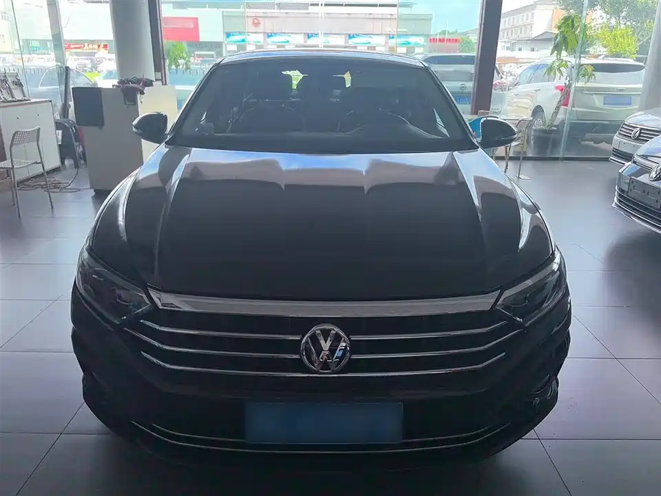 Volkswagen Sagitar