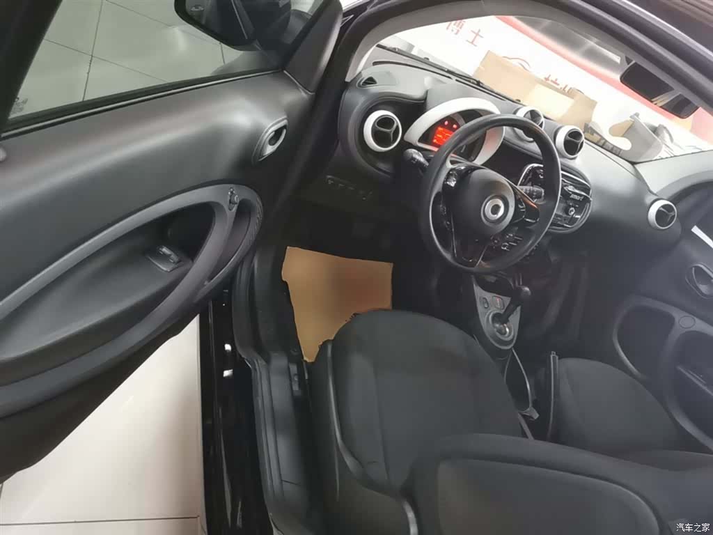 Smart Fortwo, 2018 16