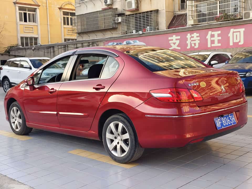 Peugeot 408