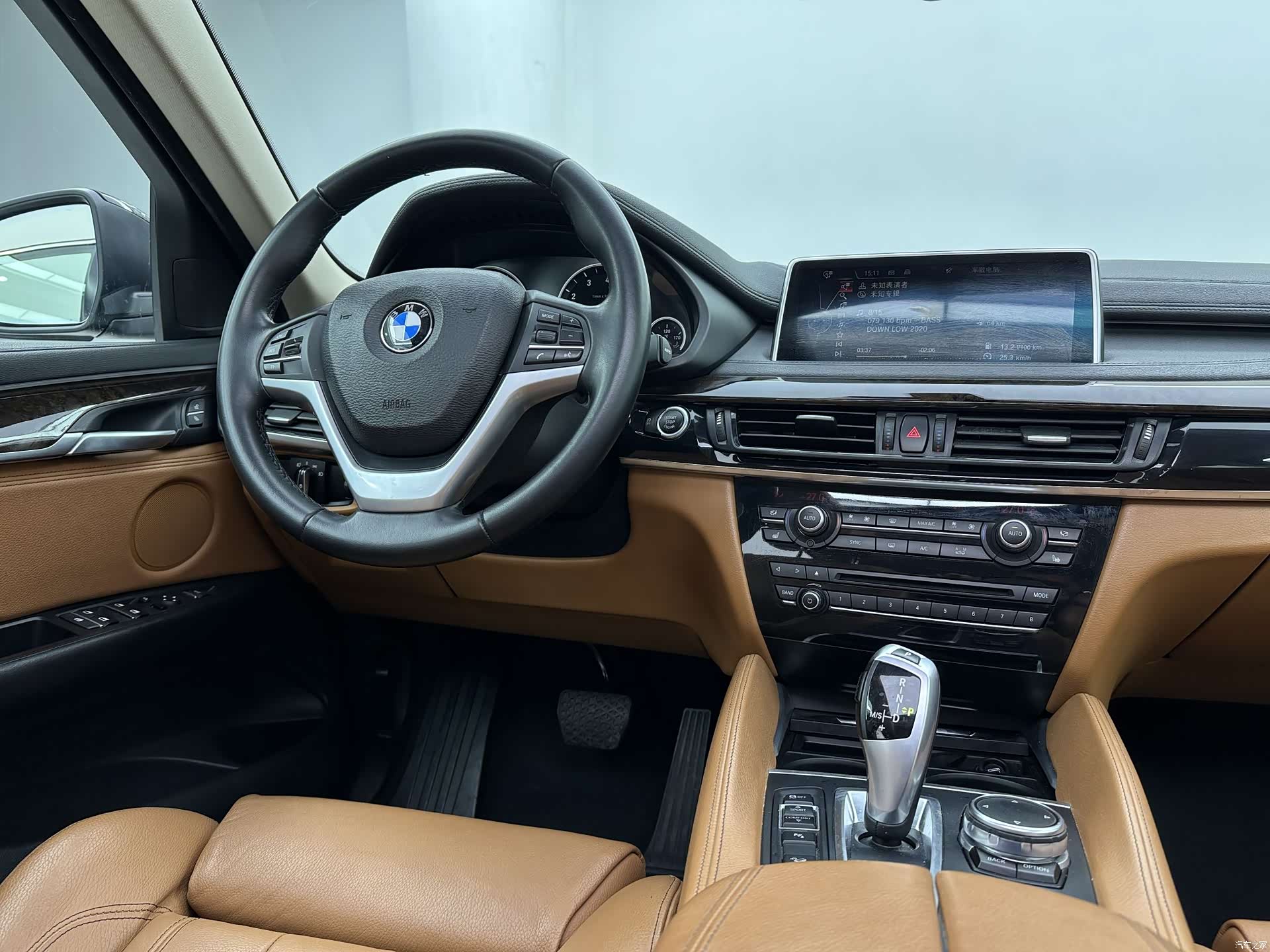 BMW X6, 2018 32