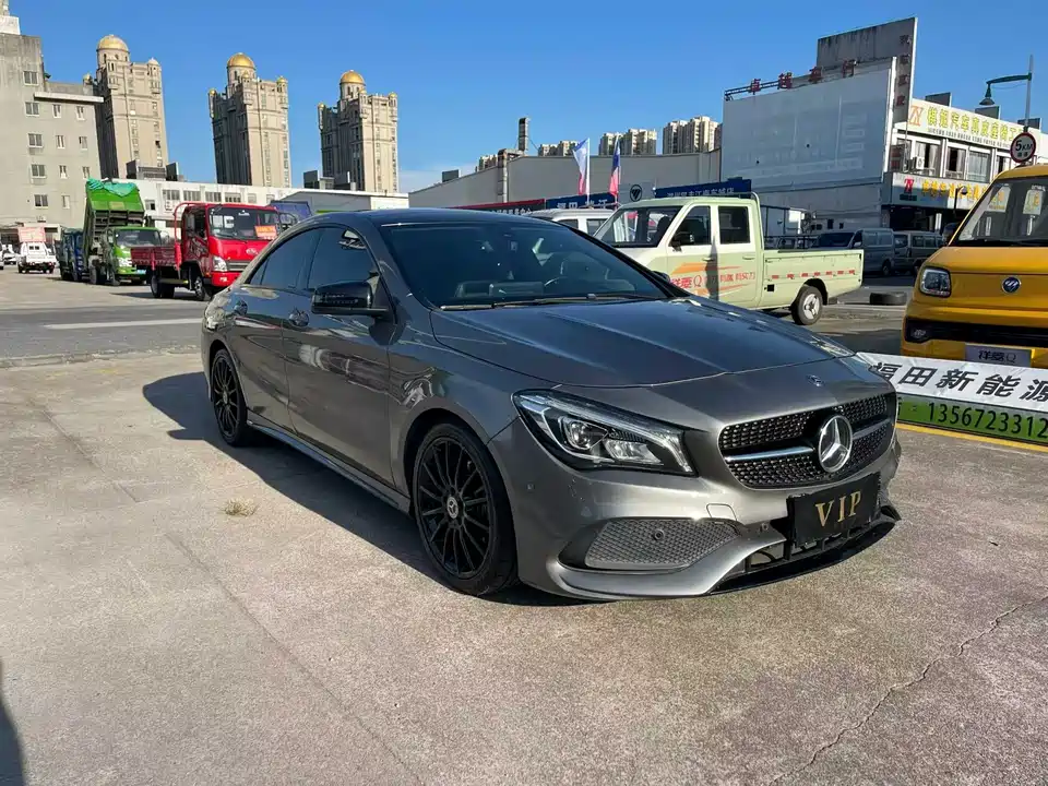 Mercedes-Benz CLA