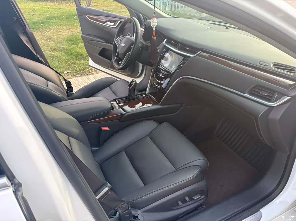 Cadillac XTS, 2016 11