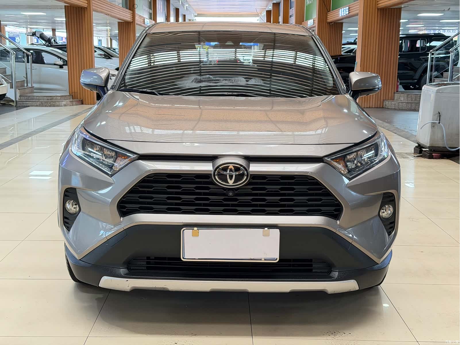 Toyota RAV4, 2022 2