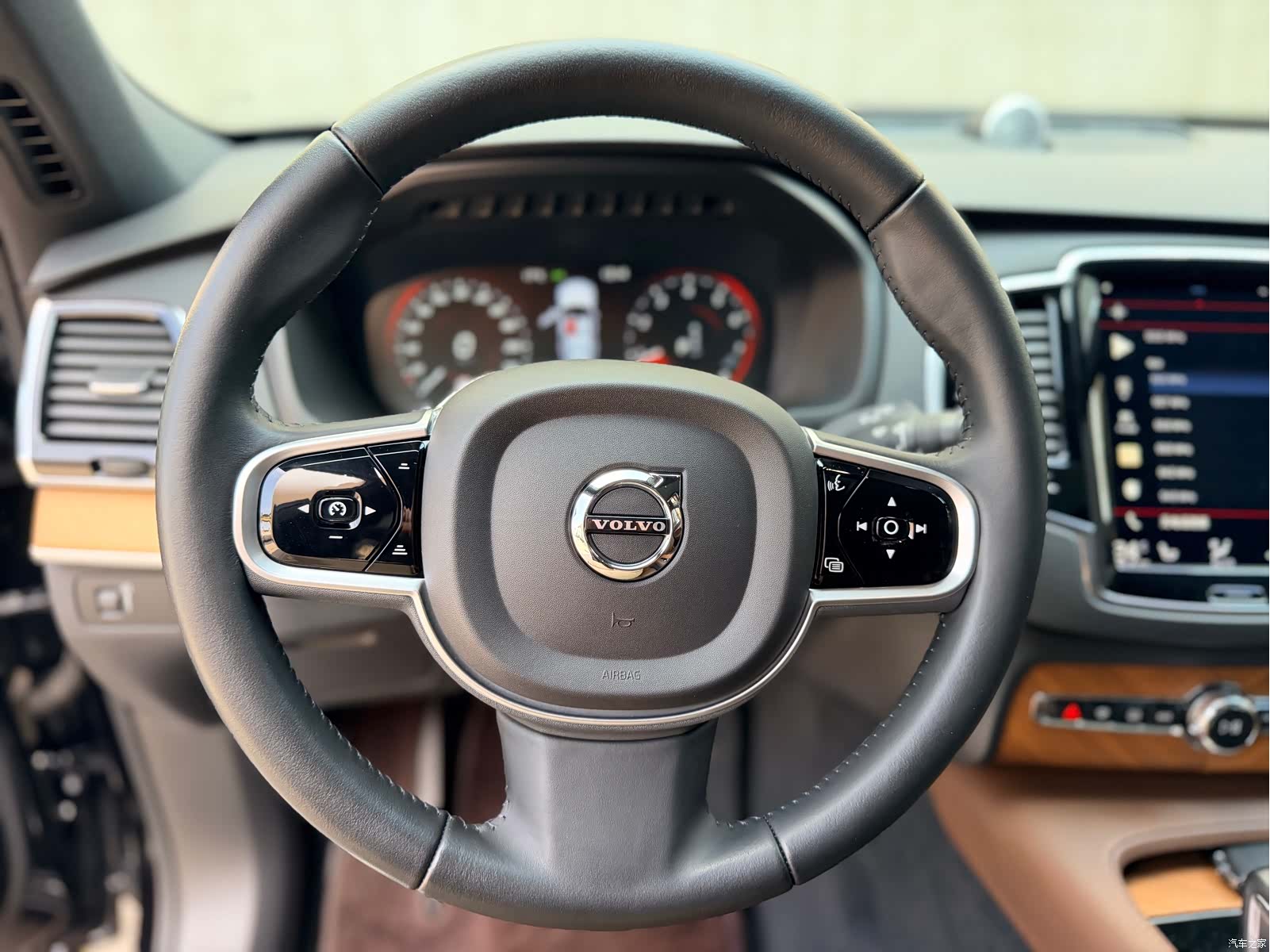Volvo XC90, 2021 17