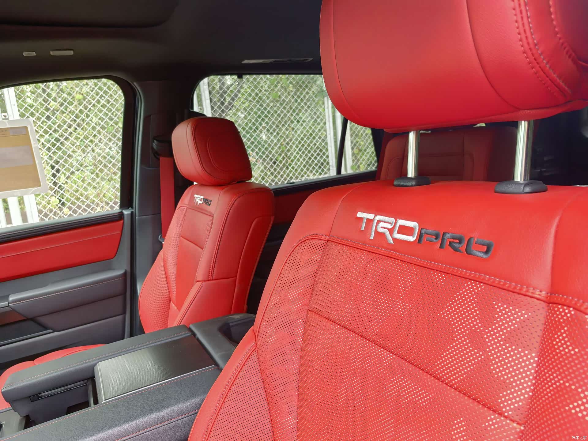 Toyota Sequoia, 2025 24