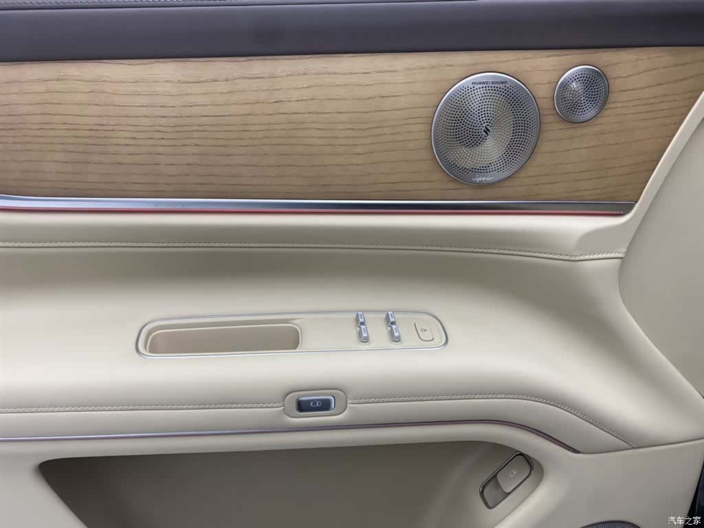 AITO M9, 2025 27