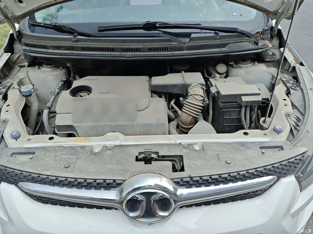 BAIC X25, 2017 21