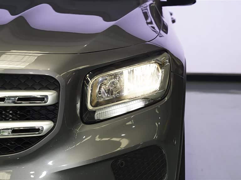 Mercedes-Benz GLB Mercedes-Benz GLB