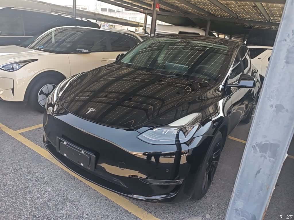 Tesla Model Y, 2021 2