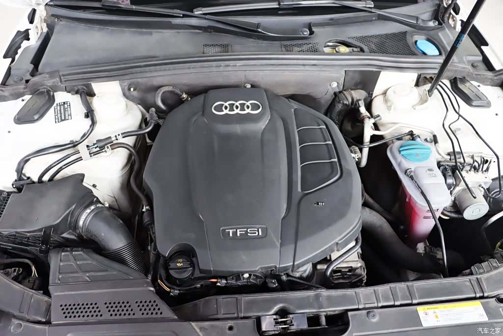 Audi A4L, 2015 28