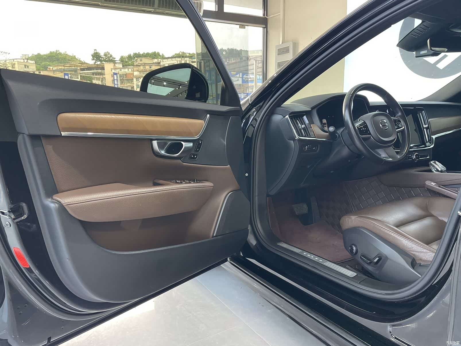 Volvo S90, 2022 3