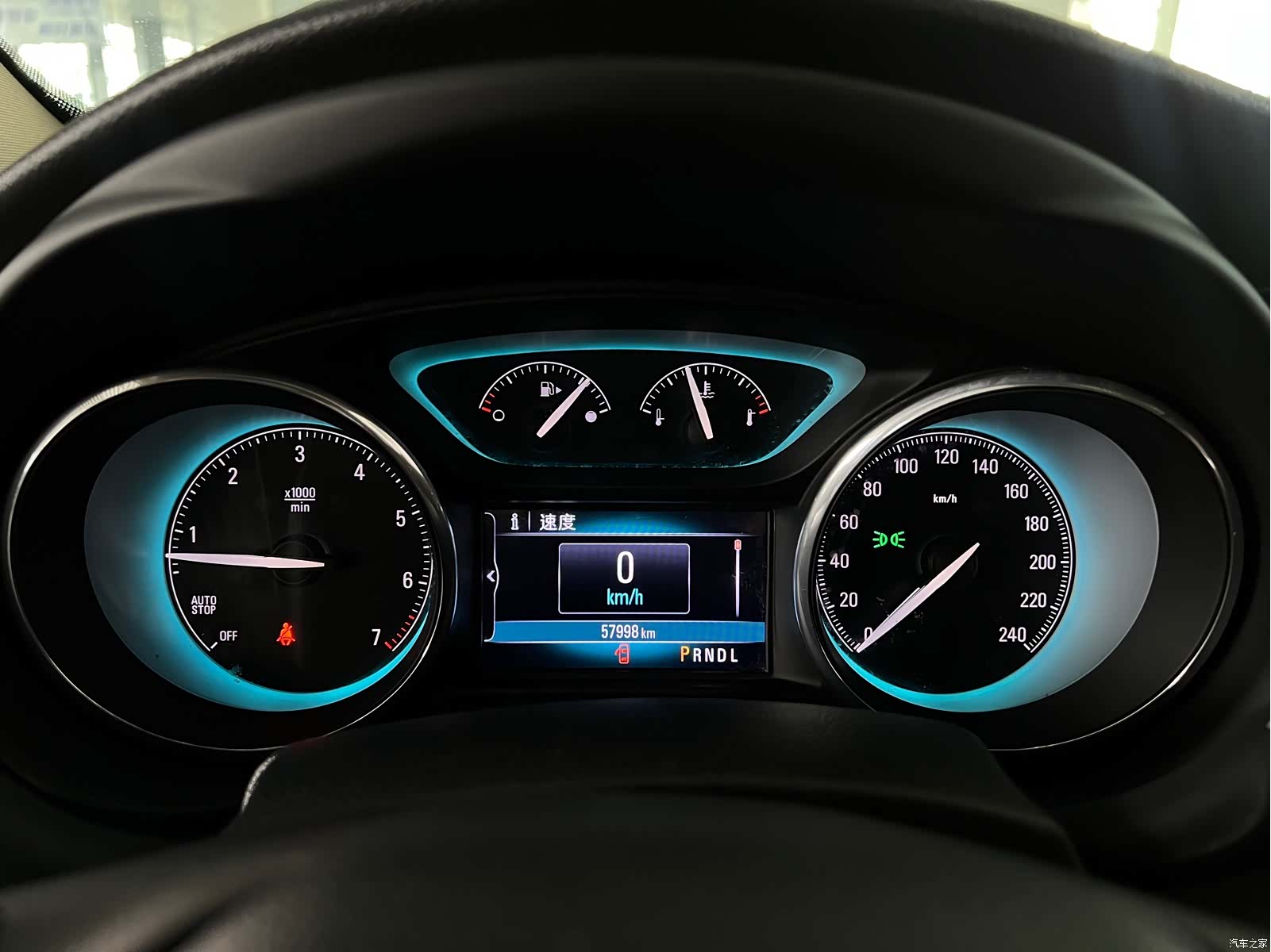 Buick Envision Plus, 2017 10