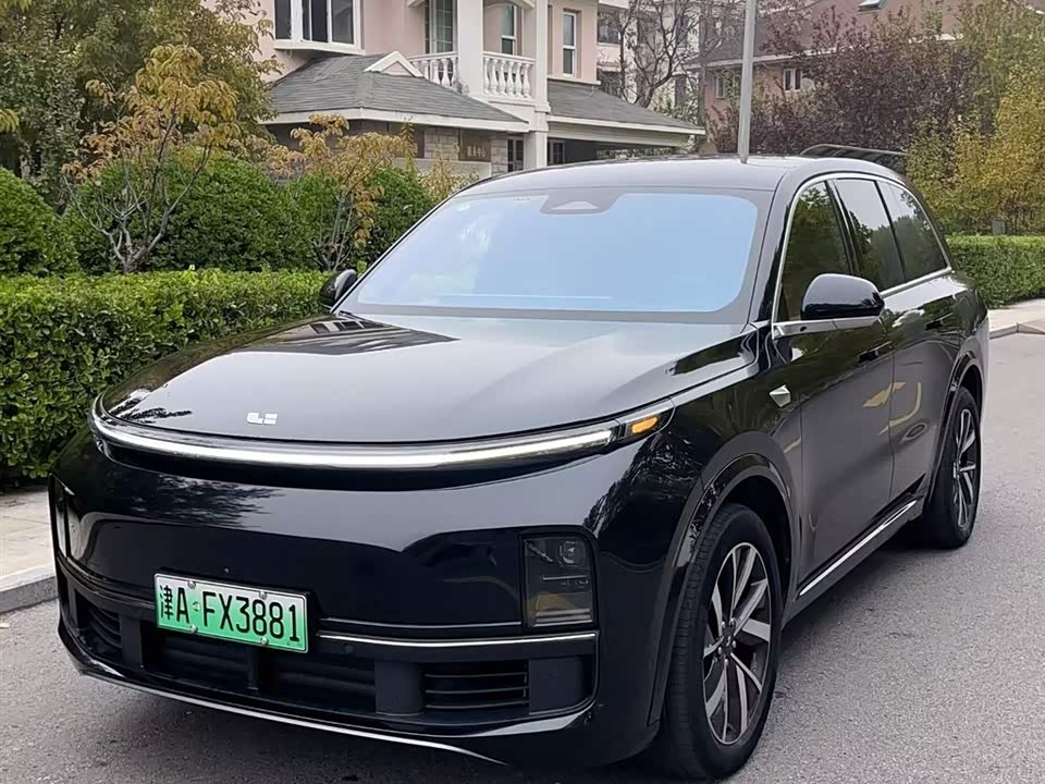 Li Auto Ideal L8