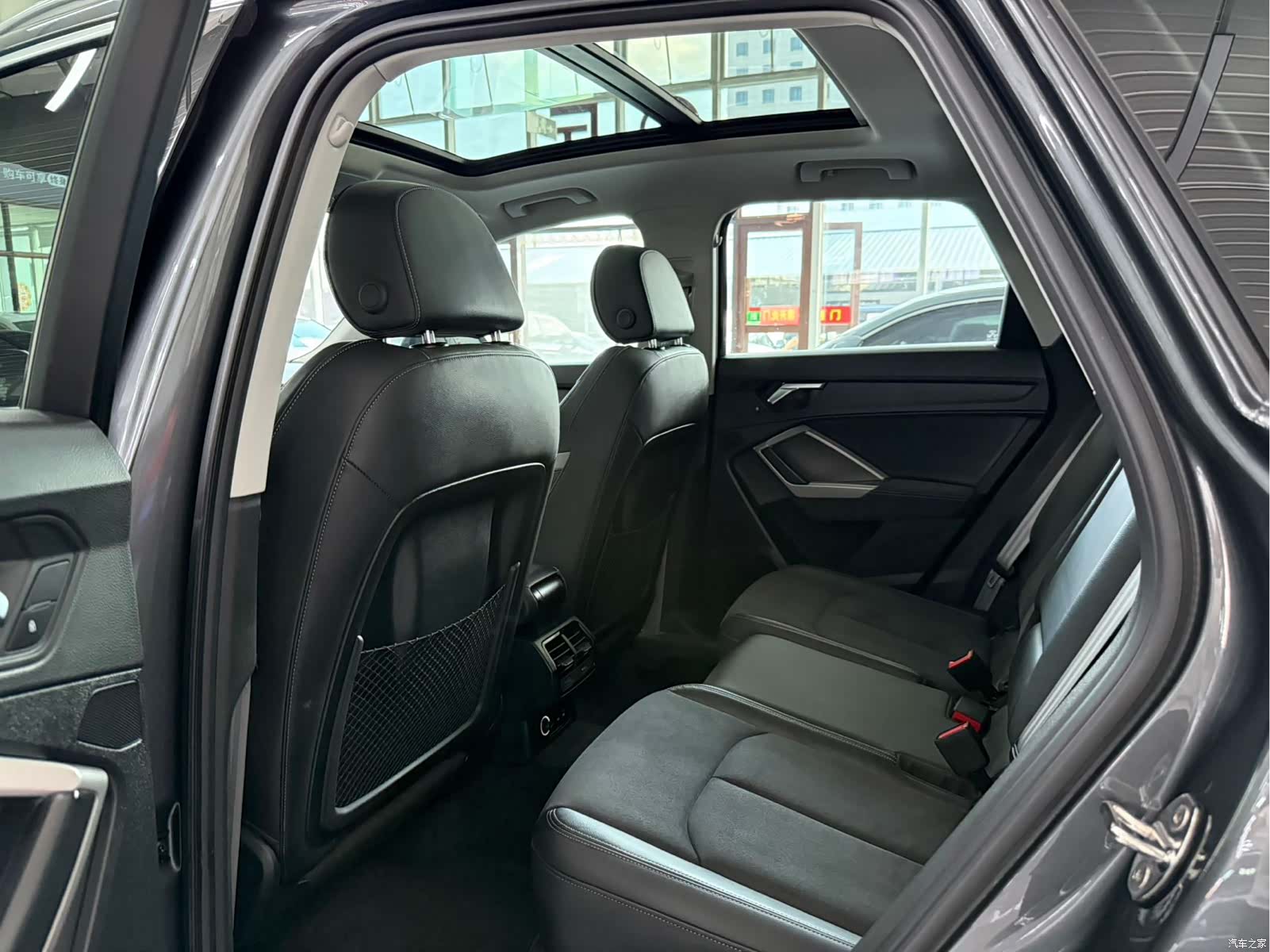 Audi Q3, 2022 6