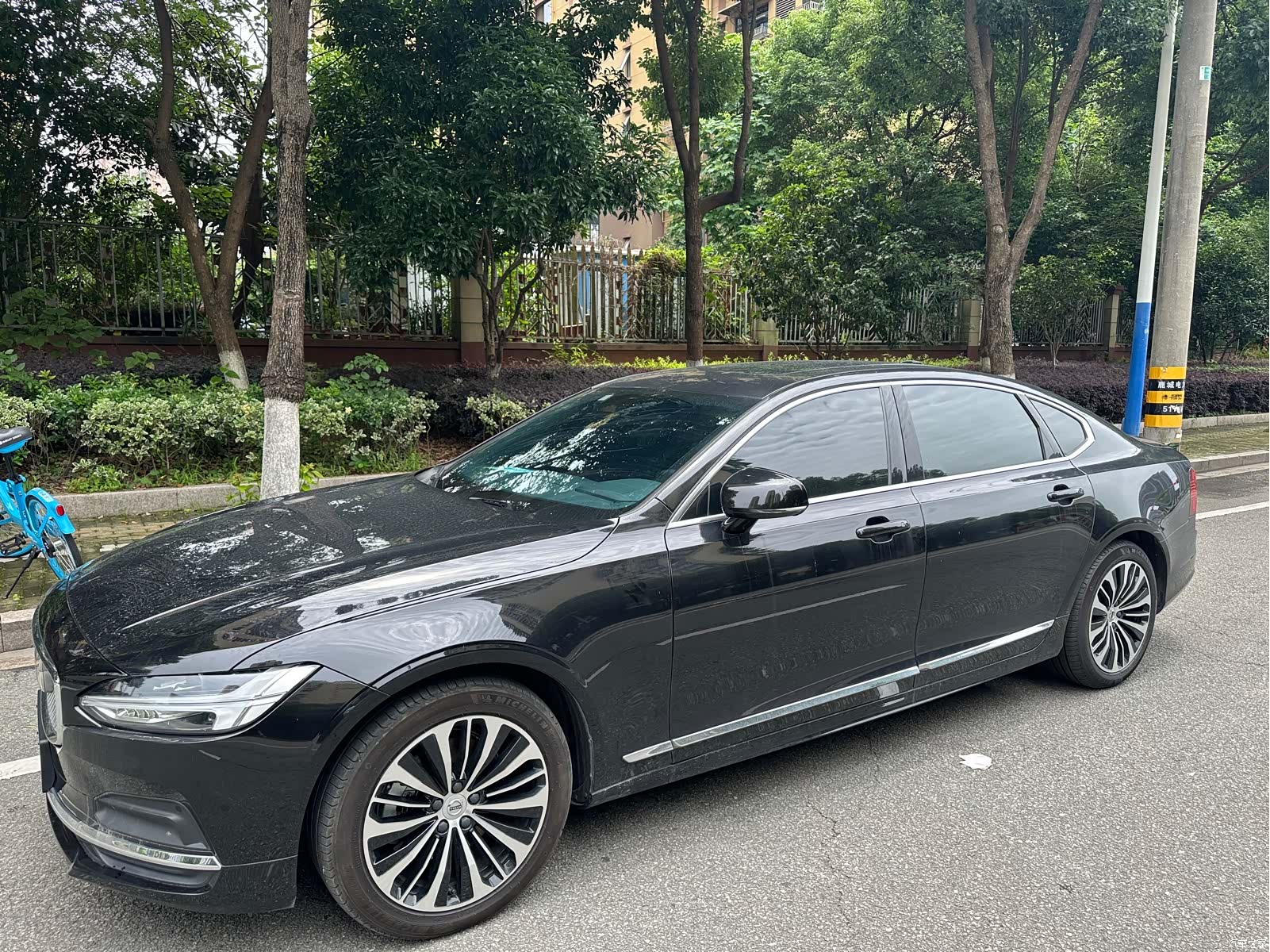 Volvo S90, 2024 все фото