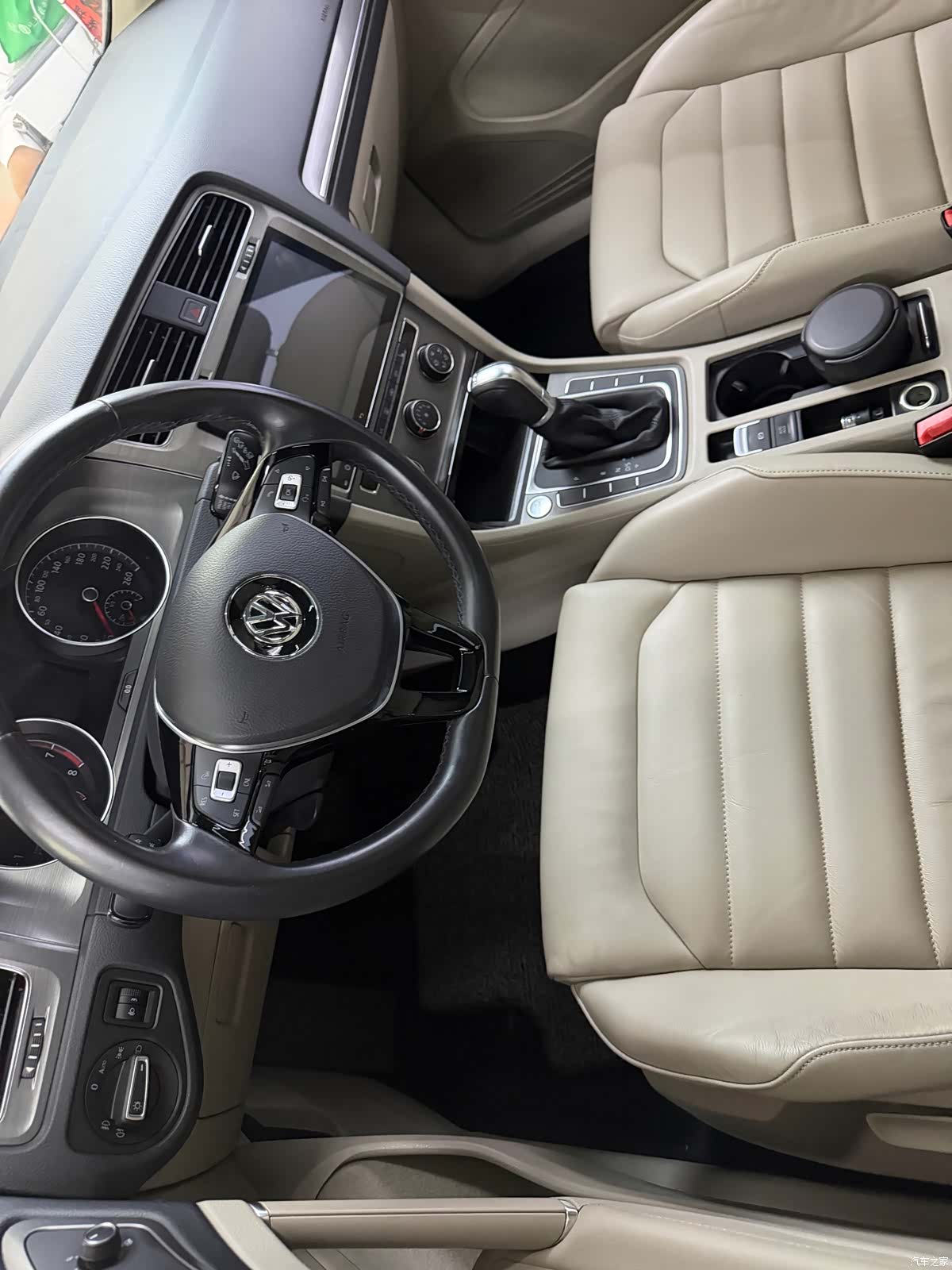 Volkswagen Golf, 2016 6
