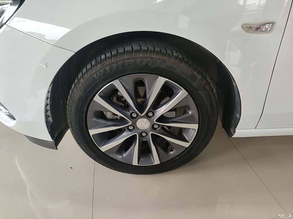 Buick GL6, 2021 23