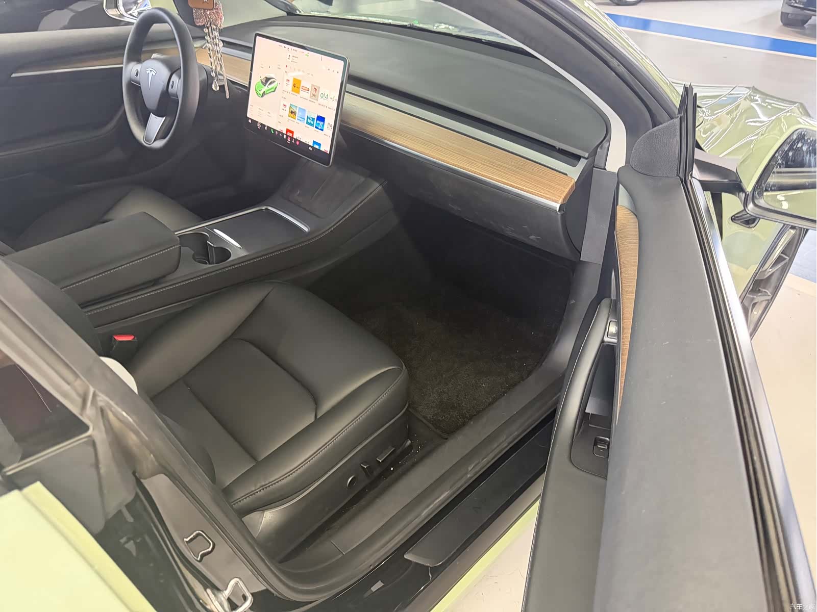 Tesla Model 3, 2021 18