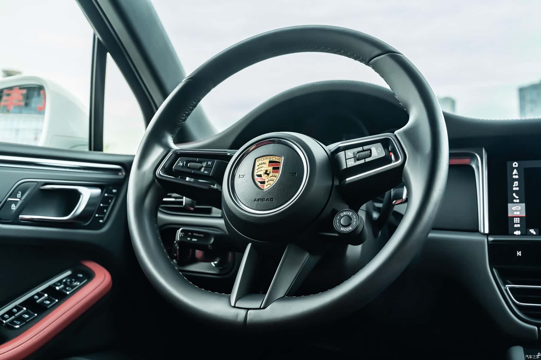 Porsche Macan, 2023 13