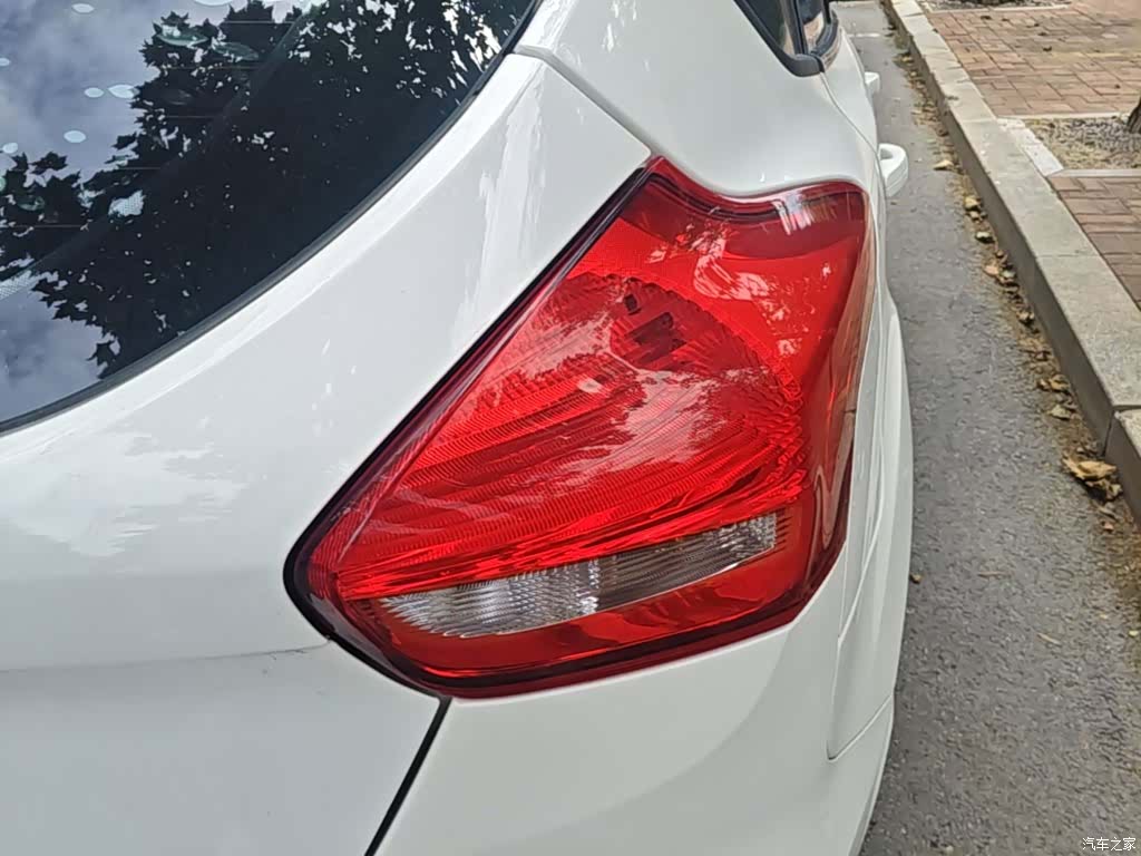 Ford Focus, 2016 8
