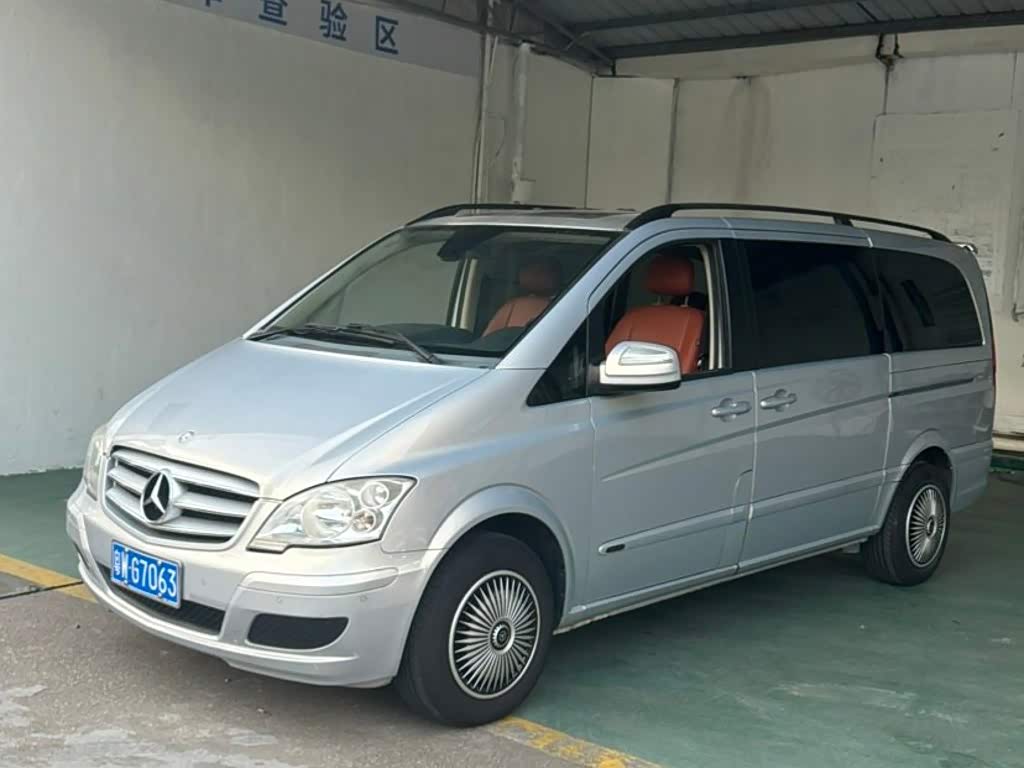 Mercedes-Benz Viano