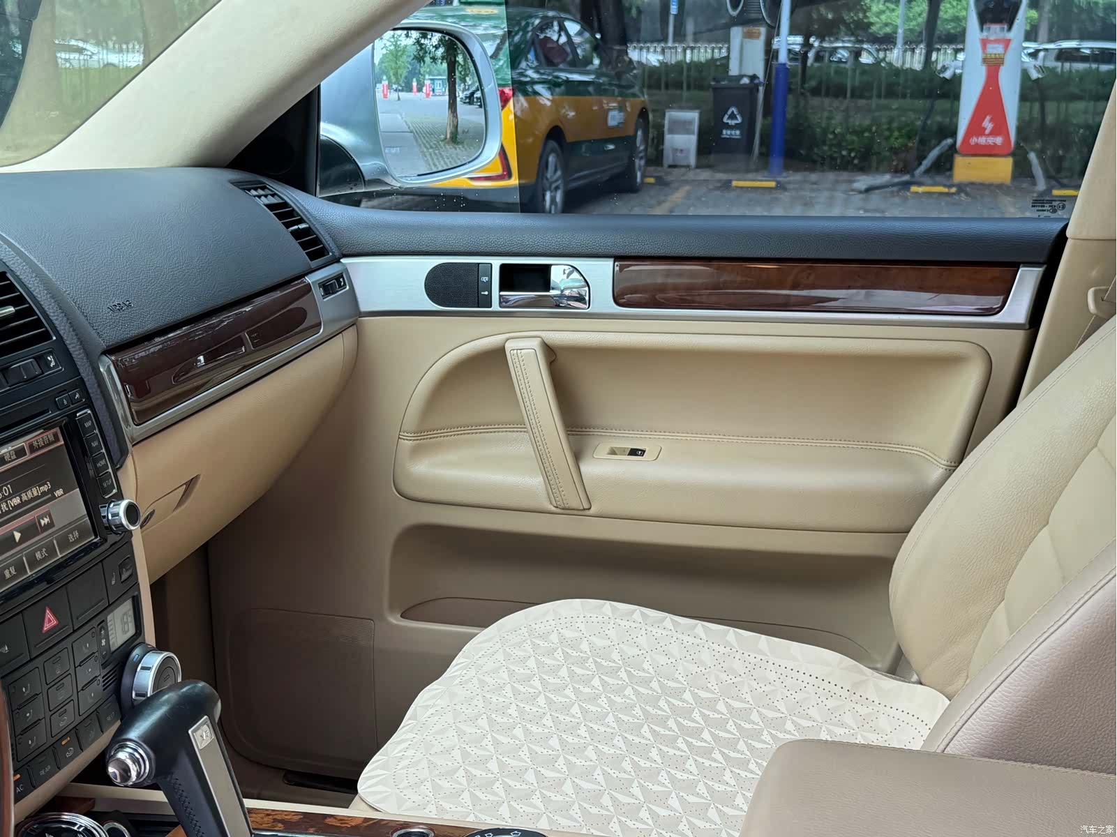 Volkswagen Touareg, 2010 13
