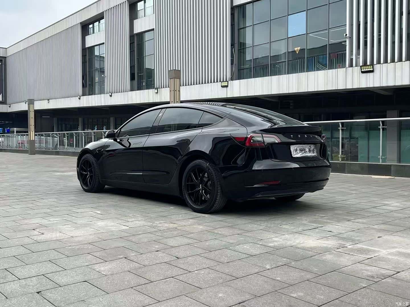 Tesla Model 3, 2021 16