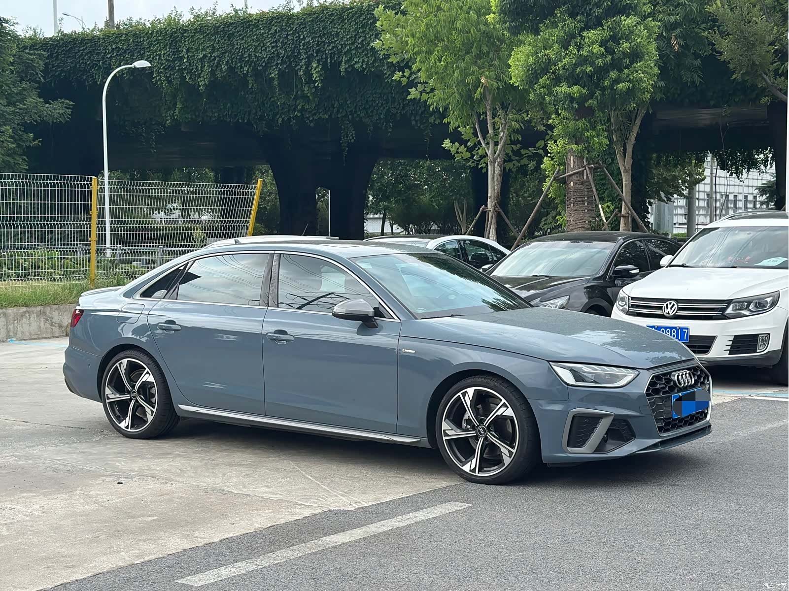 Audi A4L, 2022 3