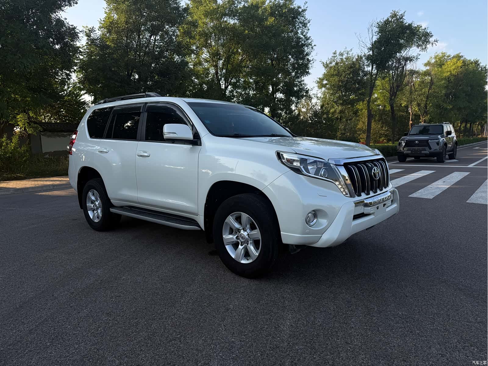 Toyota Prado, 2017 1