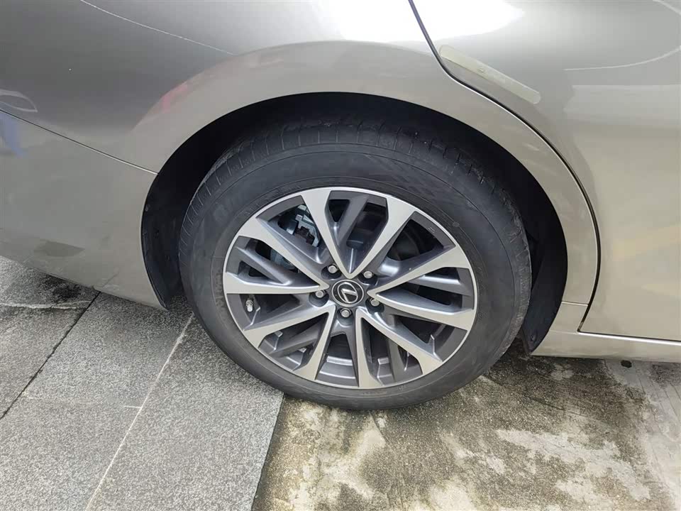 Lexus ES Lexus ES