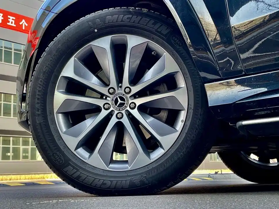 Mercedes-Benz GLE Mercedes-Benz GLE