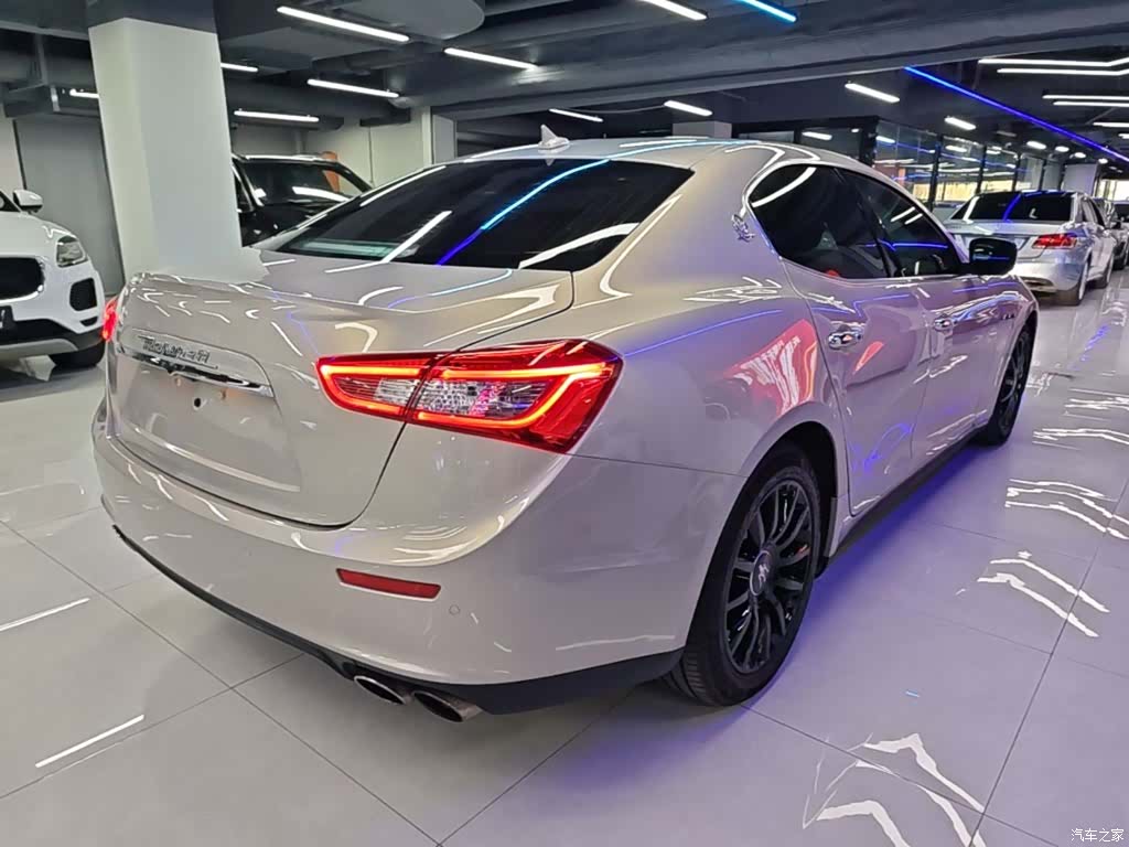 Maserati Ghibli, 2016 7