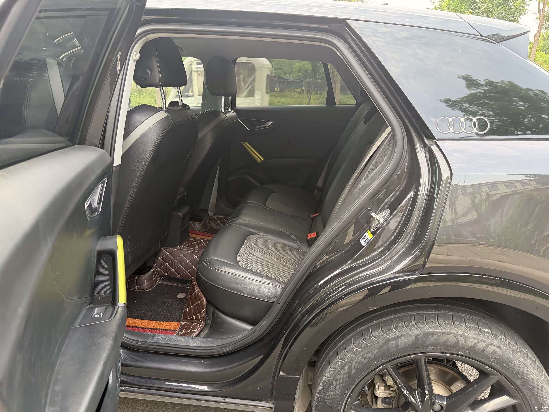 Audi Q2L, 2019 9