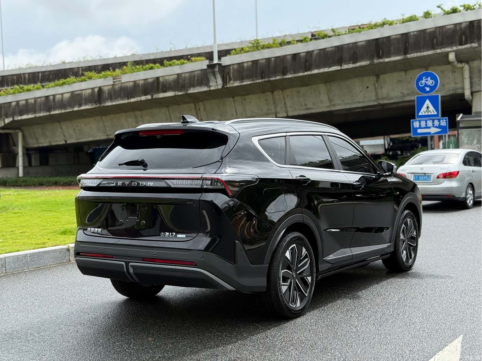 Jetour L7, 2025 4